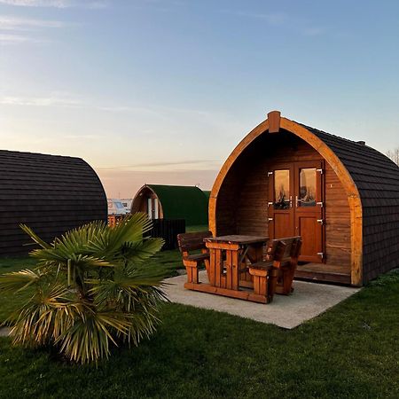 Hotel Glamping Pods Market Deeping Exterior foto