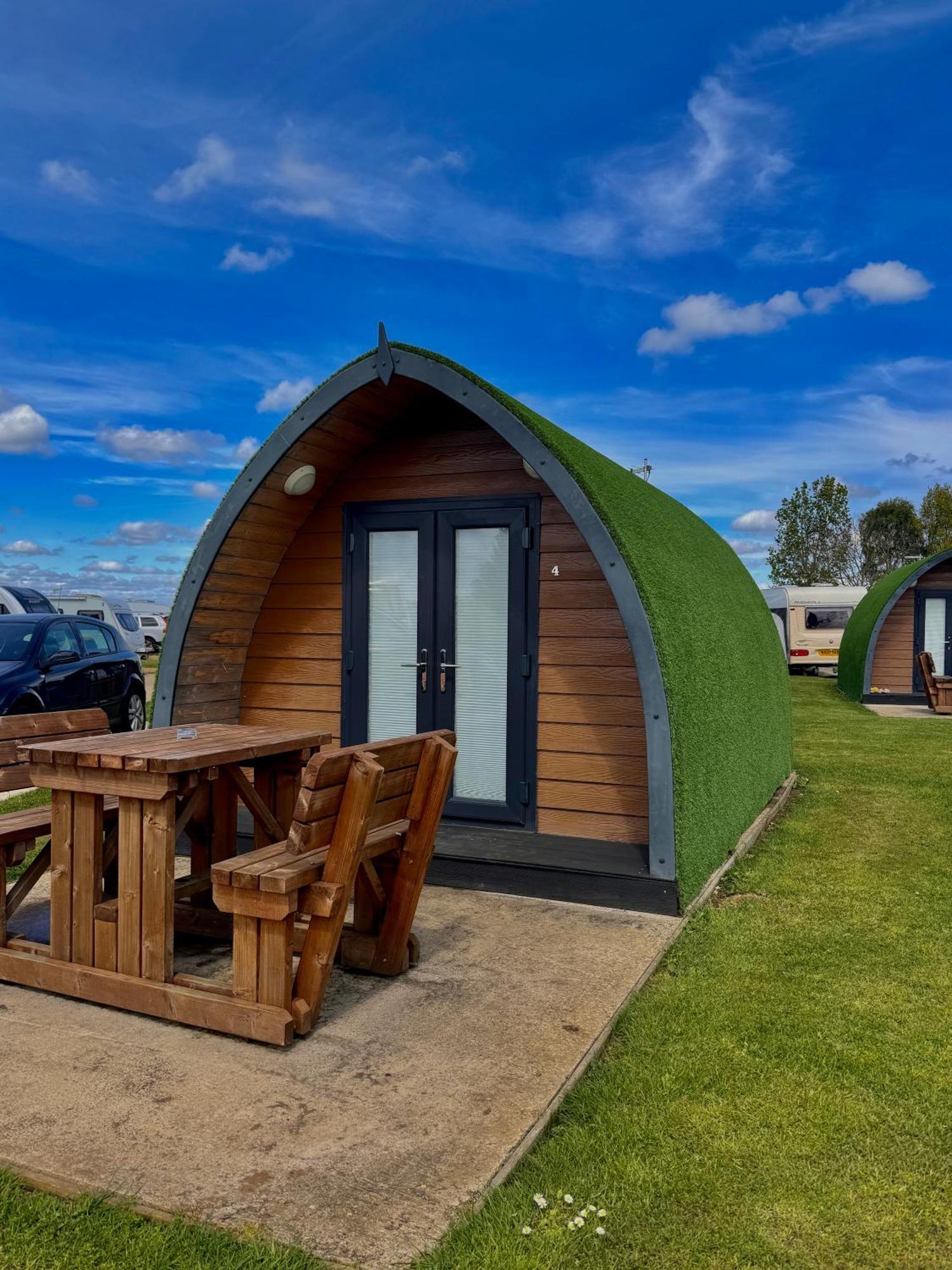Hotel Glamping Pods Market Deeping Exterior foto
